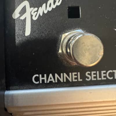 Vintage Fender 2-Button Footswitch – Channel Select / Reverb (P/N 0028122000) 1980's image 4