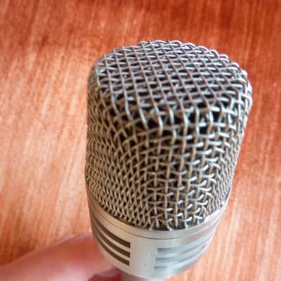 Neumann KMS 84i serial no 158 silver image 3