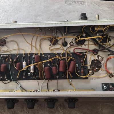 1969 Fender Princeton 12-Watt 1x10" Guitar Amp - 1969 - Silverface image 12
