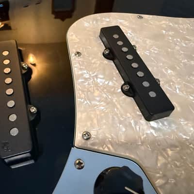 Fender Loaded USA Jazz Body image 5