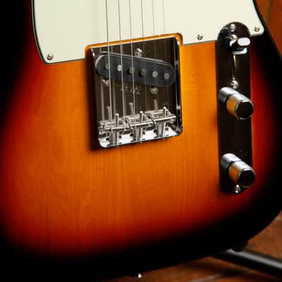 Fender Made in Japan Traditional '60s Telecaster 3-Colour Sunburst Electric Guitar image 6