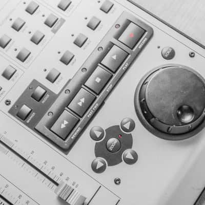 Mackie MCU Pro 8-Channel Control Surface w/USB image 5
