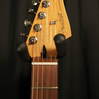 Fender Limited Edition Player II Stratocaster®, Rosewood Fingerboard, Sparkle 3-Color Sunburst 2025 - 3 color sunburst image 5