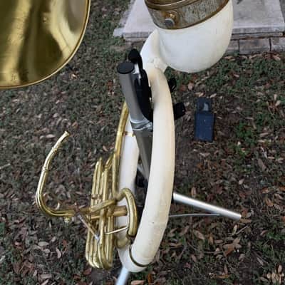 Conn 36K Sousaphone Fiberglass With Brass Bell (Hybrid) - Lacquer image 6