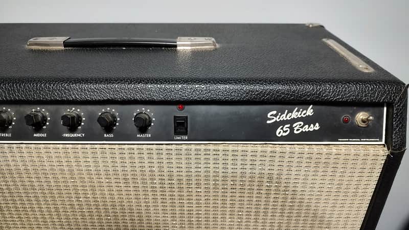 Fender Sidekick 65 Bass Late 70's through mid 80's - Black Tolex