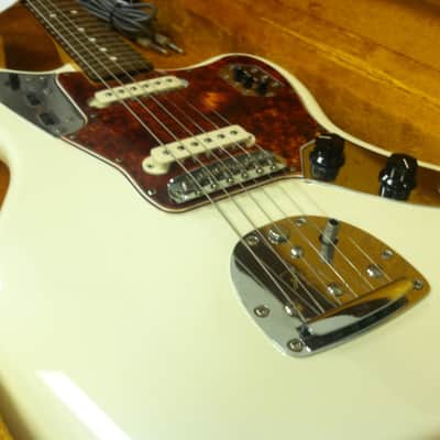 Fender Jaguar (USA) Olympic White w/ Spitfire Tortoise image 5