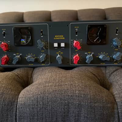 Chandler Limited TG12413 Zener Limiter 2010s - Blue image 3