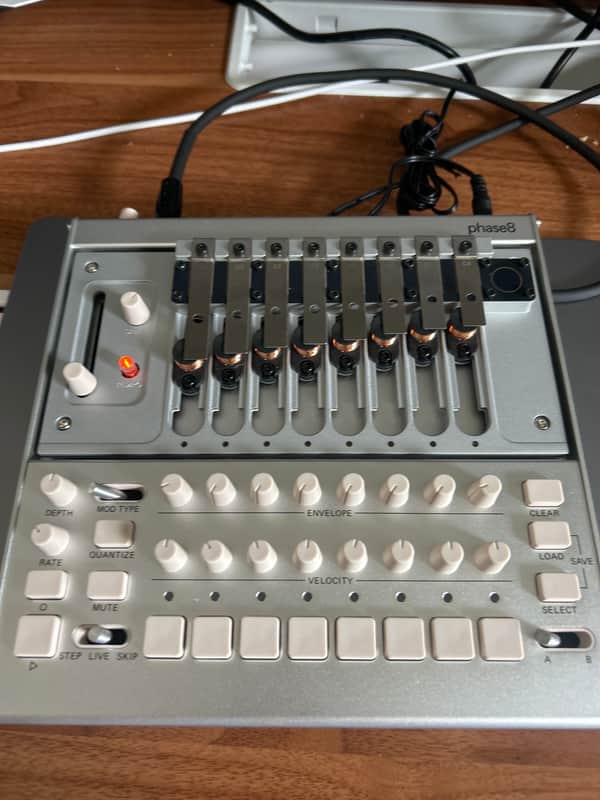 Korg Phase8 - Silver metal image 1