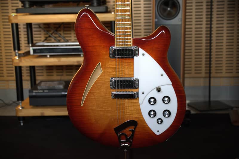 Rickenbacker 360 1983 - cherry sunburst image 1