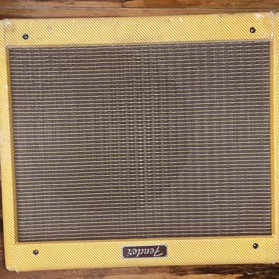 Fender Blues Junior Lacquered Tweed 15-Watt 1x12" Guitar Combo 2016 - Present - Lacquered Tweed image 5
