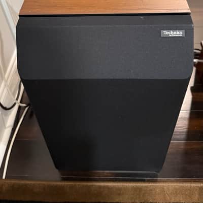 Technics SB4500A speakers in excellent condition - 1980's image 1