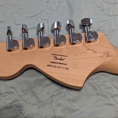 Fender  Stratocaster Squire Affinity - Hard Rock Cafe Tribute image 5