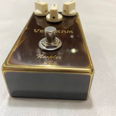 Vemuram Neoplex EP-3 Preamp Boost Guitar Effect Pedal image 3