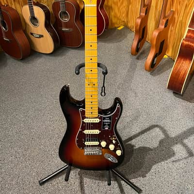 Fender American Professional II Stratocaster HSS with Maple Fretboard 2020 - Present - 3-Color Sunburst image 1