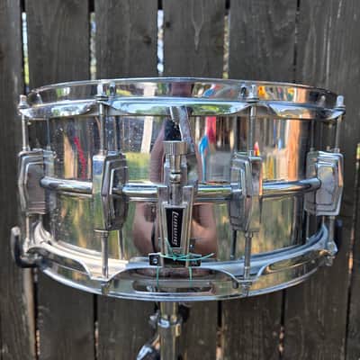 Ludwig No. 402 Supraphonic 6.5x14" 10-Lug Aluminum Snare Drum with Rounded Blue/Olive Badge 1979 - 1984 - Chrome-Plated image 4