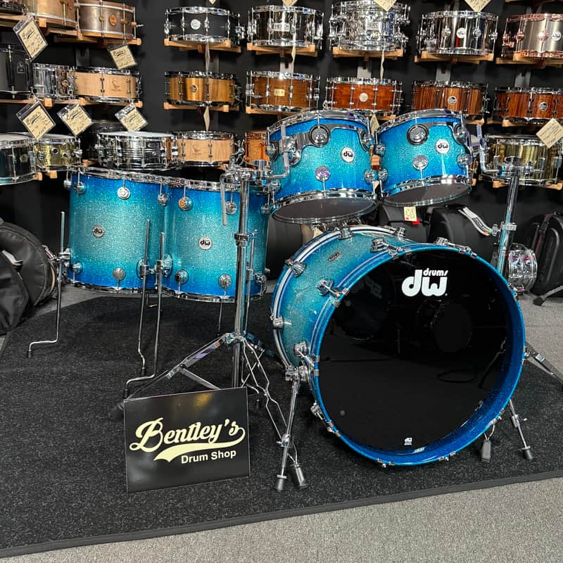 ~WOW!~ DW Collector's Series Maple/Mahogany 5-Piece 10/12/14/16/22 Drum Kit Set in Electric Blue Burst Glitz Lacquer with Chrome Hardware image 1