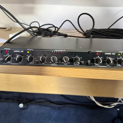 dbx 266XL Stereo Compressor / Limiter 2010s - Black imagen 3