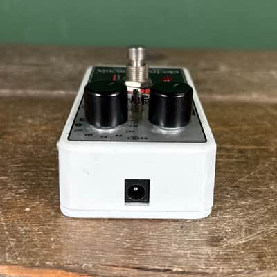 Electro-Harmonix Pitch Fork Polyphonic Pitch Shifter / Harmony Pedal 2014 - Present - Black / White / Red image 7