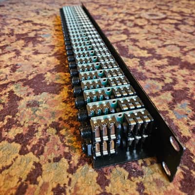 dbx PB48 48-Point TRS Patchbay 2010s - Black image 3
