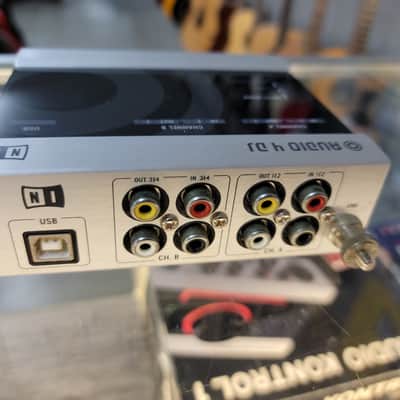 Native Instruments Audio 4 DJ image 2