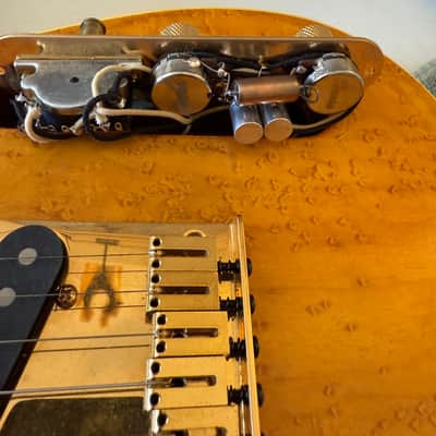 Telecaster with Fender Telecaster Staggered Tuning Machines - Birdseye Maple Telecaster 2000's - gloss image 18