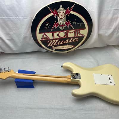 Fender American Standard Stratocaster Guitar with Lace Sensor pickups + Case 2005 - Buttercream or Honey Blonde or Yellow White / Maple neck image 15