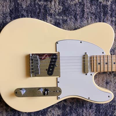 Fender American Standard Telecaster with Maple Fretboard 1988 - 1996 - Vintage White image 2