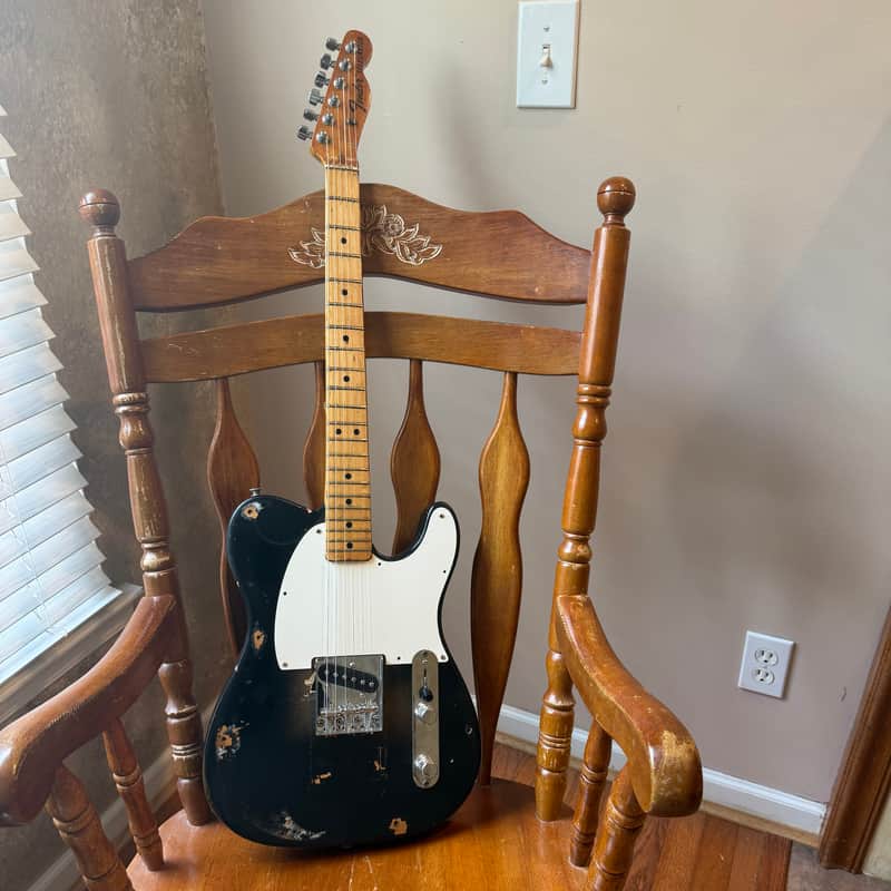 Fender Telecaster with Maple Fretboard 1972 Black Refin - Good