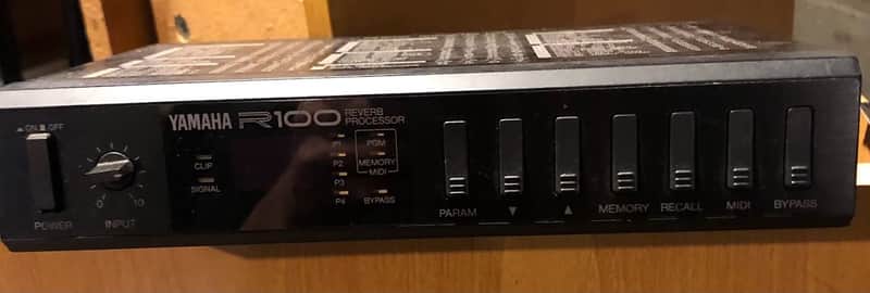 Yamaha R1000 Digital Reverberation | Reverb