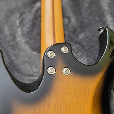 Vola OZ RV MC Electric Guitar + Sunburst Finish image 24