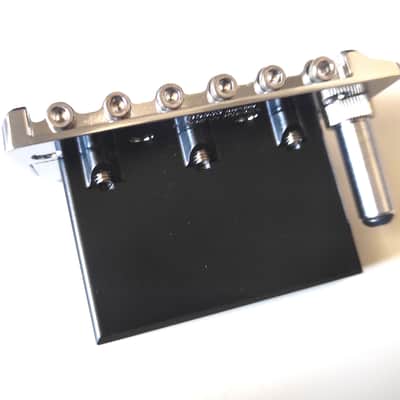 Strat style chrome tremolo 56mm, 2 points, innovative saddles image 6