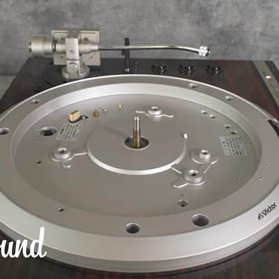Victor QL-Y7 Direct Drive Record Player Turntable in Very Good Condition. image 6