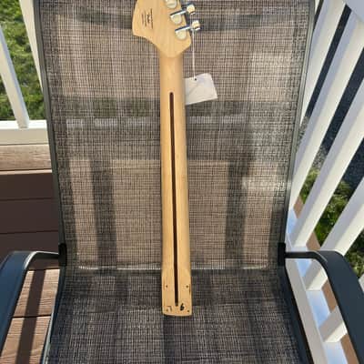 Squier Affinity Stratocaster guitar neck with neck plate new old stock 2021 - Indian Laurel image 3
