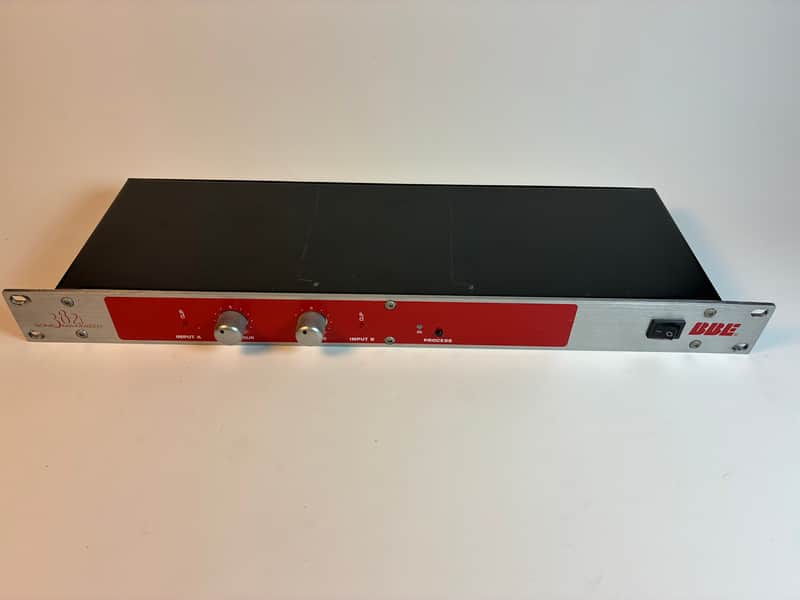 BBE 382i Sonic Maximizer image 1