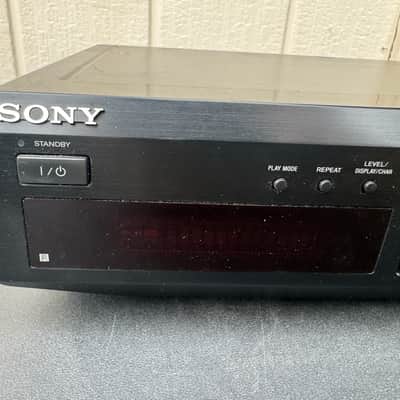 Sony MDS-JE330 minidisc deck Early 2000s - Black image 2