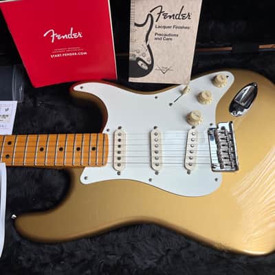 Fender Lincoln Brewster Stratocaster - Present - Aztec Gold image 2
