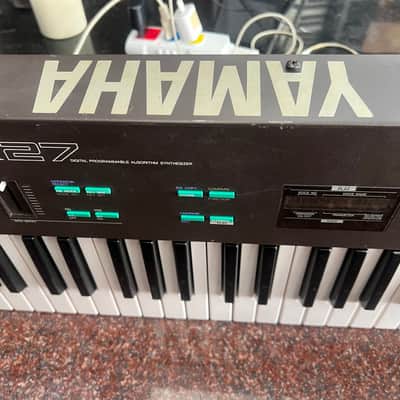 Yamaha DX27 Programmable Algorithm Synthesizer Used in Good condition image 2