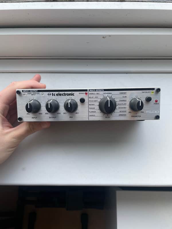 TC Electronic M100 Stereo Multi-Effects Processor 2010s - Silver image 1