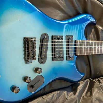 Electra/Westone X195BL “Phoenix” 1884 - Blue Burst image 14