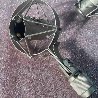 Neumann EA 21 PAIR SHOCK MOUNT VINTAGE ORIGINAL image 4