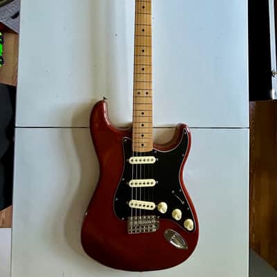 Fender Vintera '70s Stratocaster with Maple Fretboard 2019 - 2021 - Mocha image 2