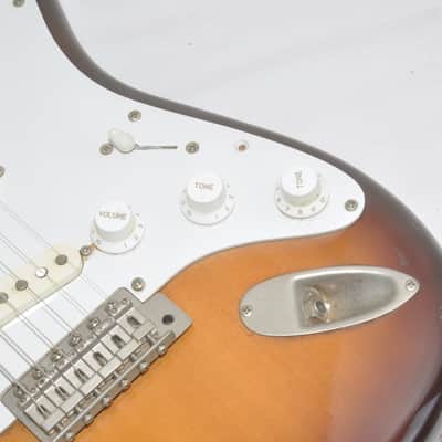 Fernandes FST-70 Stratocaster Electric Guitar Ref No 7036 image 4
