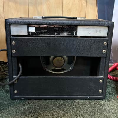 Fender Vibro Champ Guitar Amplifier (Pre-Owned) image 2