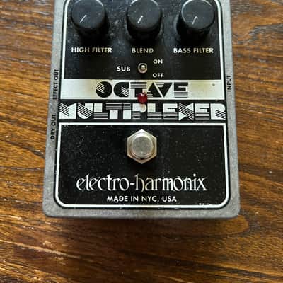 Electro-Harmonix Octave Multiplexer XO Analog Sub-Octave Generator