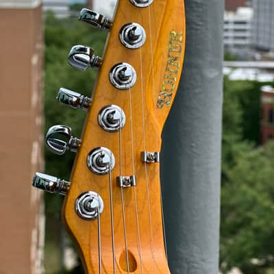 Hohner HTA-490 The Artist Prince Guitar 2008 Limited Edition Excellent Condition image 4