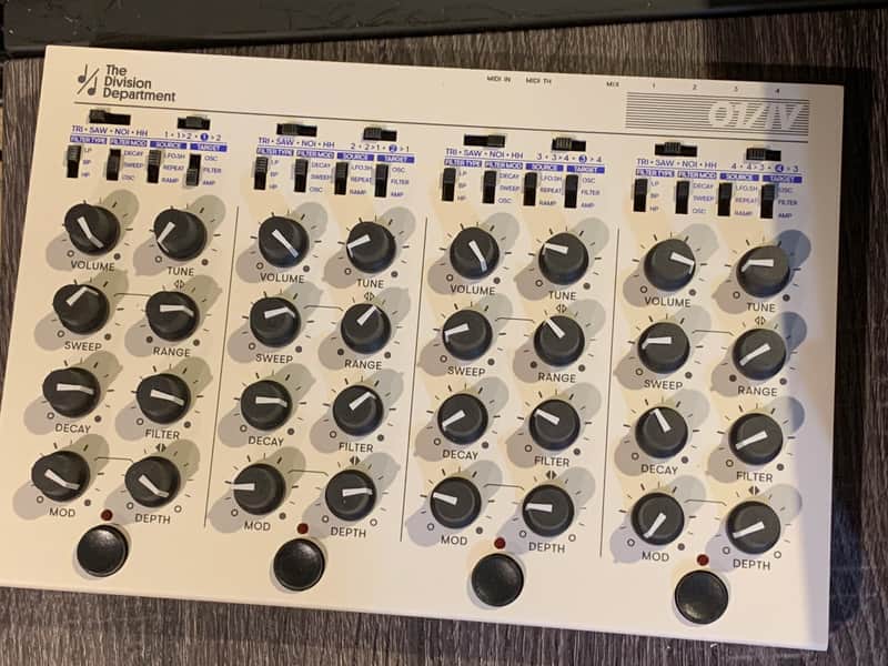 Division Department 01/IV Analog Drum Synthesizer image 1