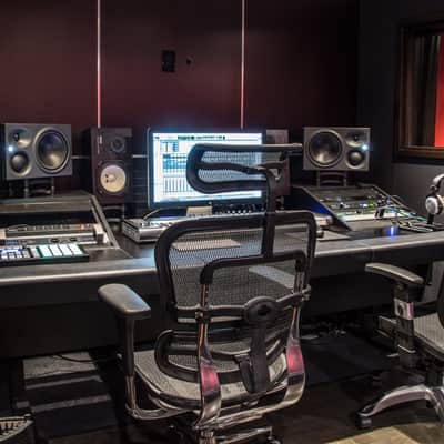 Mint Pair - Neumann KH 310 Monitors w/ Replacement Warranty + FREE pair Isoacoustic stands Bild 1