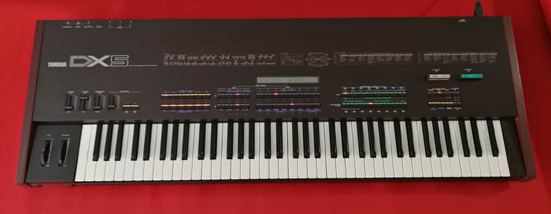 Yamaha DX5 Programmable Algorithm Synthesizer 1985 - 1987 - Black