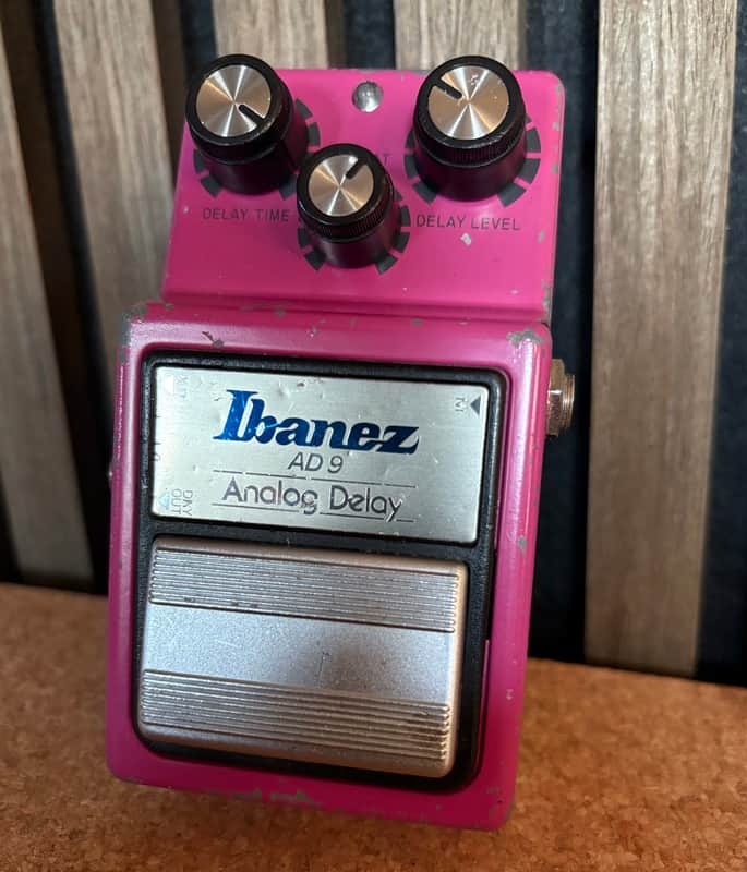 Ibanez AD-9