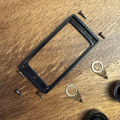Original 1974 Gibson SG bundle: pickguard, poker chip, one pickup ring, 4 speed knobs, 4 pointer washers, period screws image 9